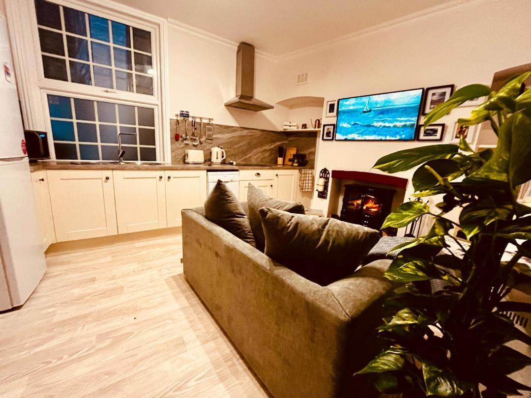 Ingleside Mews Διαμέρισμα Γουίτμπι Εξωτερικό φωτογραφία